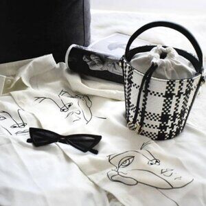 Cafuné Mini Woven Leather Bucket Hand Bag Basket Hobo Modern Plaid Preppy Purse